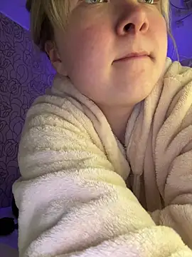 Emilly_Wills Webcamshow