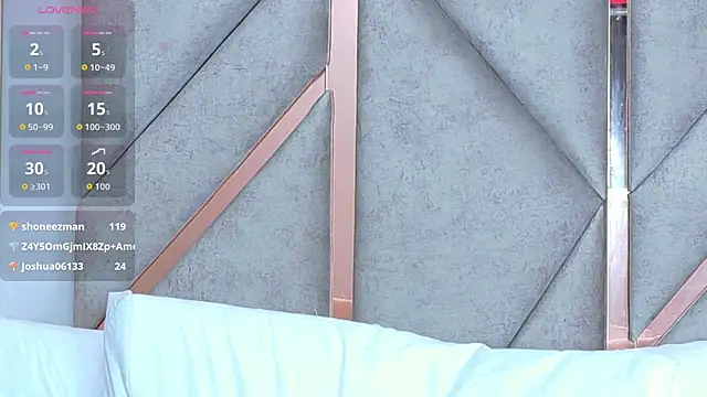 Sally-Noa's Live XXX Chat