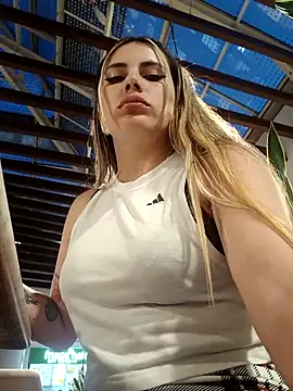 Cata_city1106 Adlı Modelin Canlı XXX Sohbeti