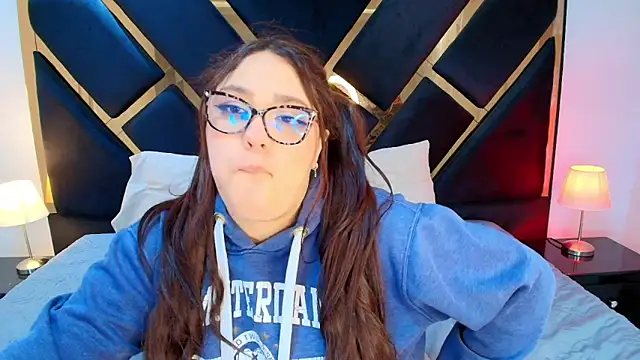 Czat XXX na żywo – Camiila_Osorio