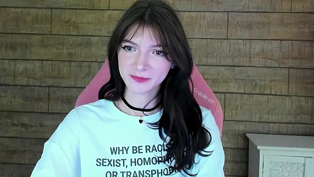 SophiaProve's Live XXX Chat