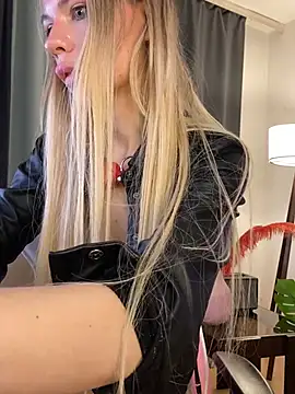 MistressMommyKate 网络视讯表演