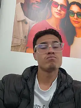 TavoHot_ Show in webcam