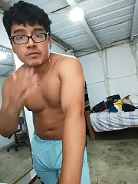 ChicoHot2503 Show Webcam