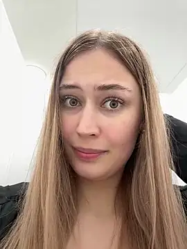 blonde_exe Live XXX Chat