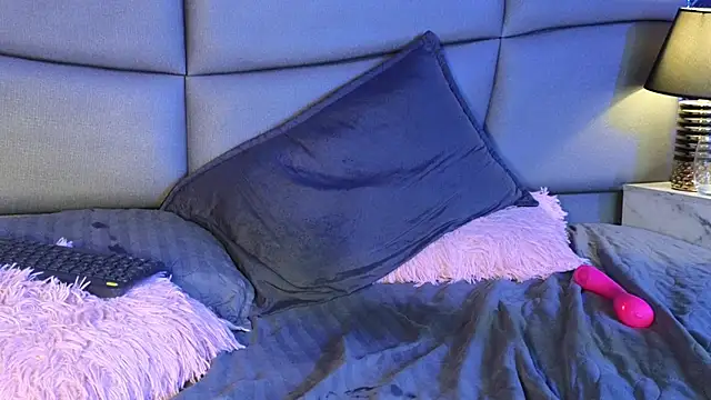 AkiraPrinces Webcamshow