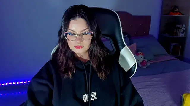 OphelianaRose33 即時 XXX 聊天