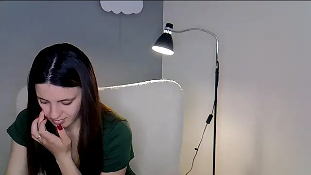 KiraHoney: απευθείας συνομιλία ΧΧΧ