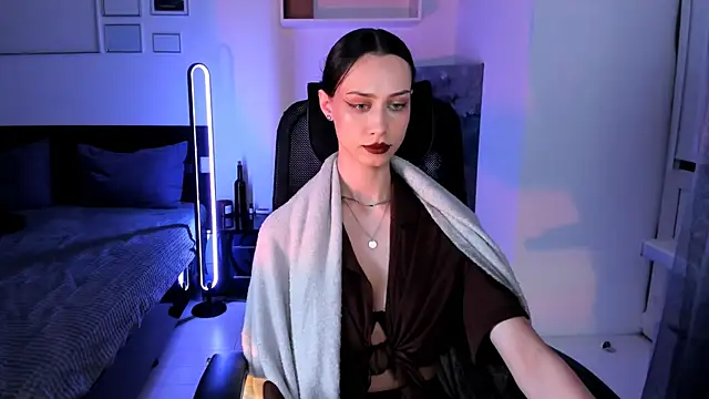 unaericaabistrong Show in webcam
