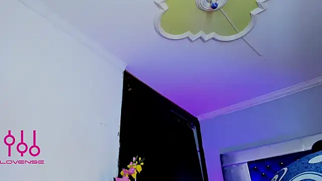 Eyleen_Santos' Webcam Show