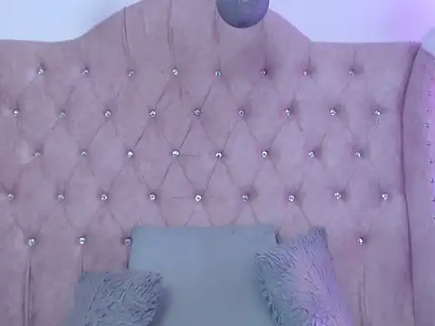 Jessica_Carter_01: онлайн-секс-чат