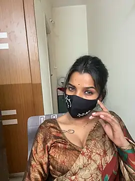 its_ur_flora's Live XXX Chat