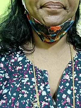 Show de Tamil_Mithra na webcam