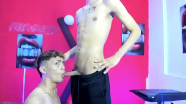 Webkamerová show AVENGER_BOYS2026