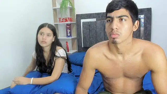 Pokazy przed kamerką – Grace_and_Milo