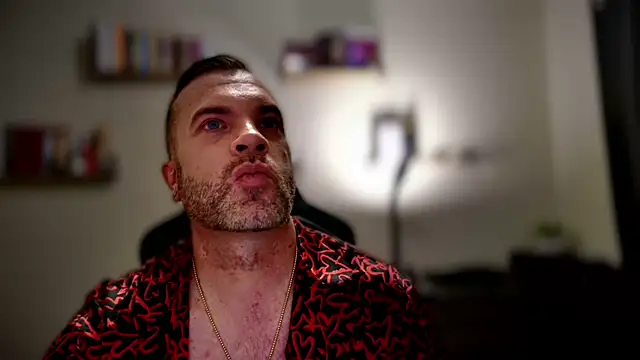 Ty_lerDavid: онлайн-секс-чат