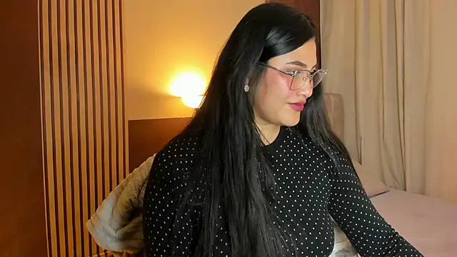 Chatroom XXX en direct de Little_Ivy