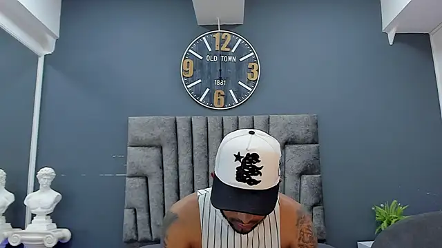 Robin_Rief লাইভ XXX চ্যাট