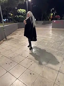 XXX chat uživo modela HOTLadyluna