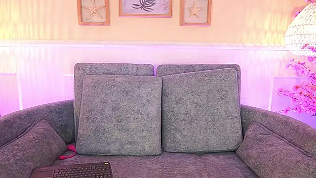 MeganLowell live XXX chat