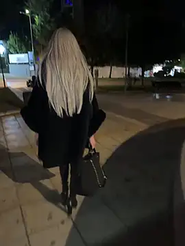 HOTLadyluna – Kamerová šou