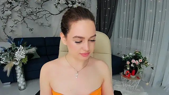 MiracleCurly webkamerás műsora