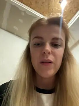 HarrietDart Adlı Modelin Canlı XXX Sohbeti