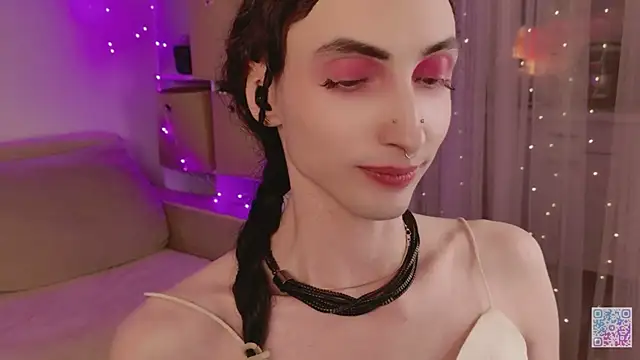 Queen_of_teaseのウェブカメラショー