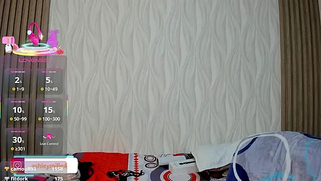 Živý XXX chat _ashleymiller