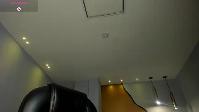 AliceHarper_: онлайн-секс-чат