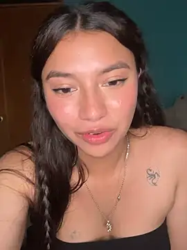 دردشة CocoaGigiMuse الجنسية المباشرة