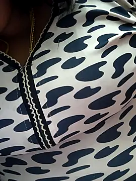 Webkamerová show nilakutty