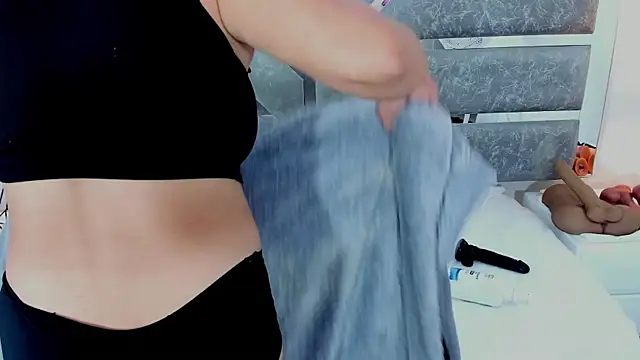 Slut_Milf_ Live XXX Chat