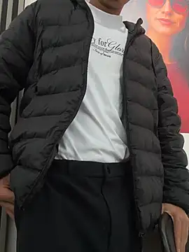 TavoHot_のライブXXXチャット