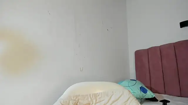 Tahira_21_'s Live XXX Chat