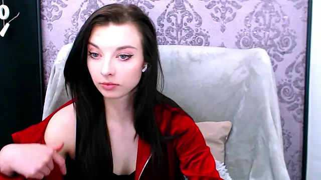 DominantLunaのライブXXXチャット