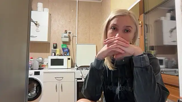 แชท XXX สดของ AngelJeni