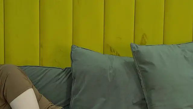 AmyRoy élő XXX-chatje