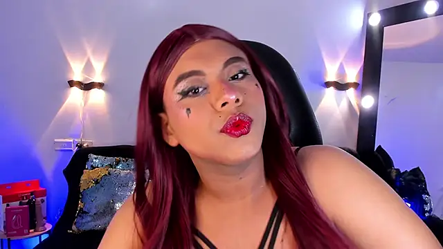 Show modela Emili_Roux na web-kameri