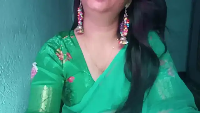 Secret_Dessire élő XXX-chatje