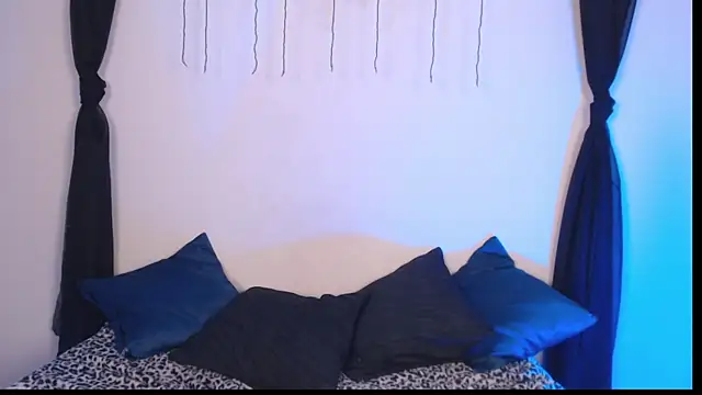 Agatha_Tenebris 라이브 XXX 채팅