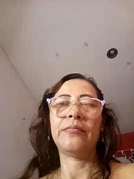 Chat +18 de Salome_69 ao vivo