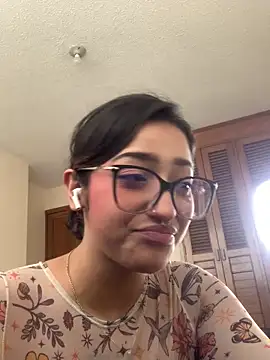 Chat +18 de LilithMonette ao vivo