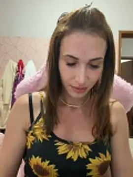 Irresistible24's Webcam Show