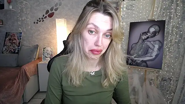 NickyAdamidi 现场XXX聊天