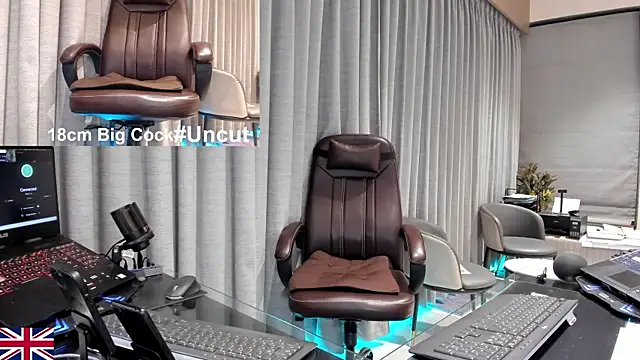 XXX chat uživo modela OnlineBossUK