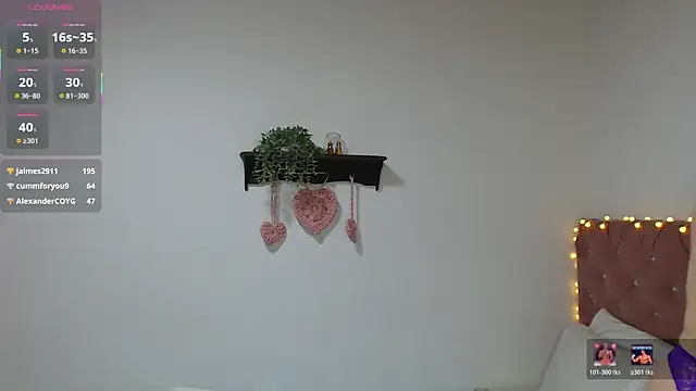 แชท XXX สดของ Karlinlive