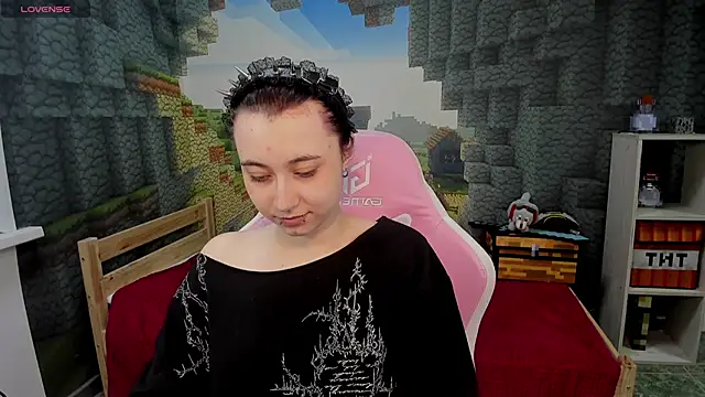 Chat +18 de ClaraParks ao vivo