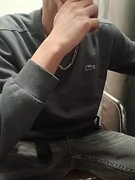 Skinboy06 – Naživo XXX chat