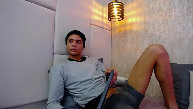 XXX chat uživo modela Axel_marcus